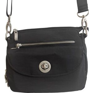 Baggallini
Calais Small Crossbody Bag